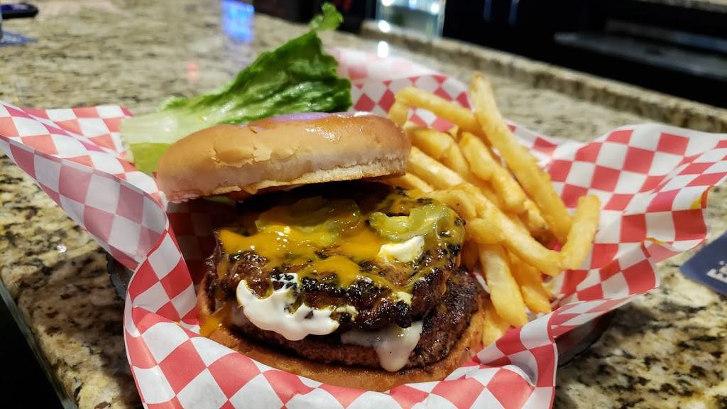 Good Ole Days Sports Grille | restaurant | 247 Merchants Greene Blvd, Morristown, TN 37814, USA | 4238391584 OR +1 423-839-1584