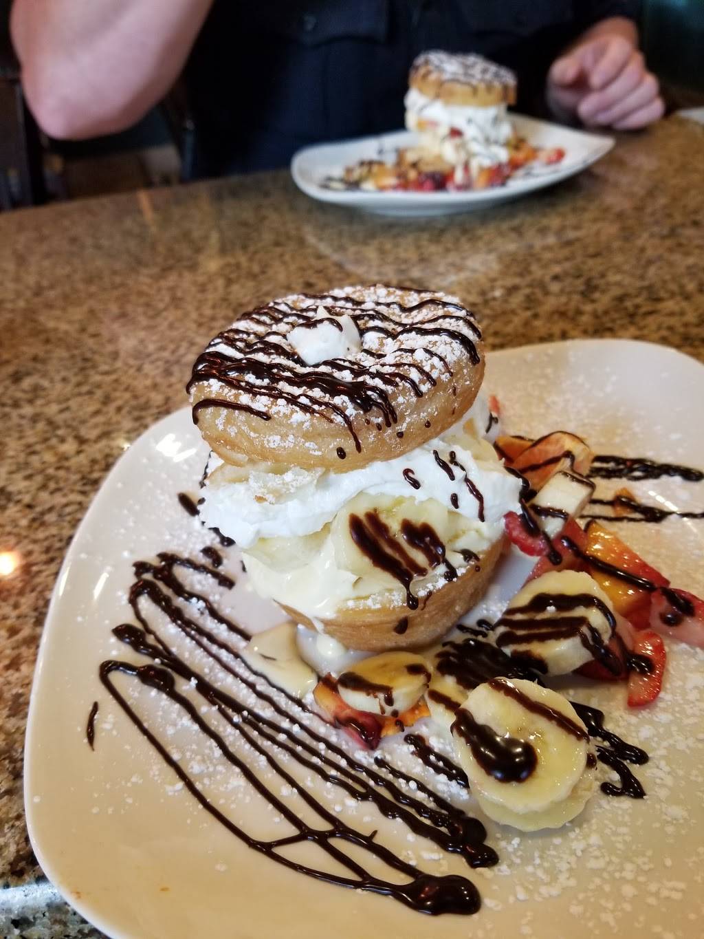 Elizabeths Pizza And Italian Restaurant | restaurant | 2468 Hope Mills Rd, Fayetteville, NC 28304, USA | 9104242848 OR +1 910-424-2848