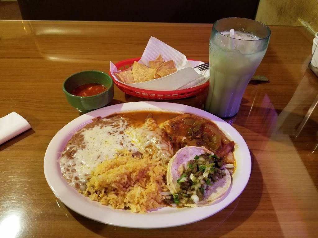 Charlys Restaurant | restaurant | 4549 Imperial Hwy, Inglewood, CA 90304, USA | 3103302697 OR +1 310-330-2697