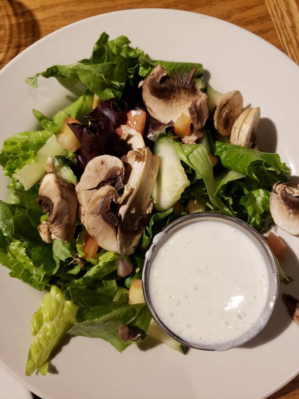 643 Sports Bar | restaurant | 360 E 8th Ave, Bowling Green, KY 42101, USA | 2708460020 OR +1 270-846-0020