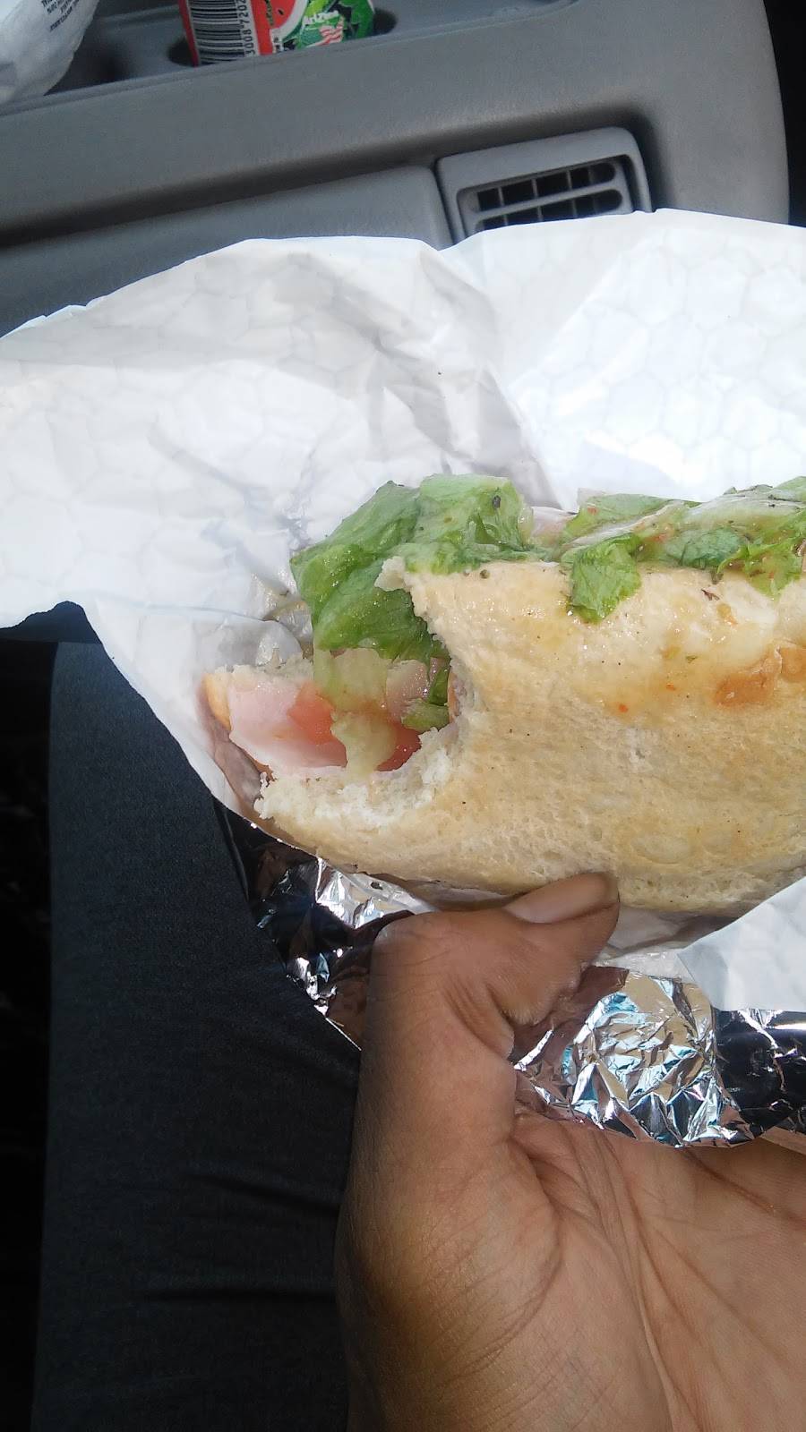 Deli 1614 | meal takeaway | 1614 W Walnut St, Milwaukee, WI 53205, USA | 4149332303 OR +1 414-933-2303