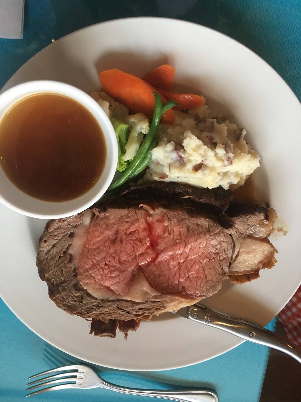 Simply Delicious Restaurant | restaurant | 215 N Spruce St, Valley, NE 68064, USA | 4029917212 OR +1 402-991-7212