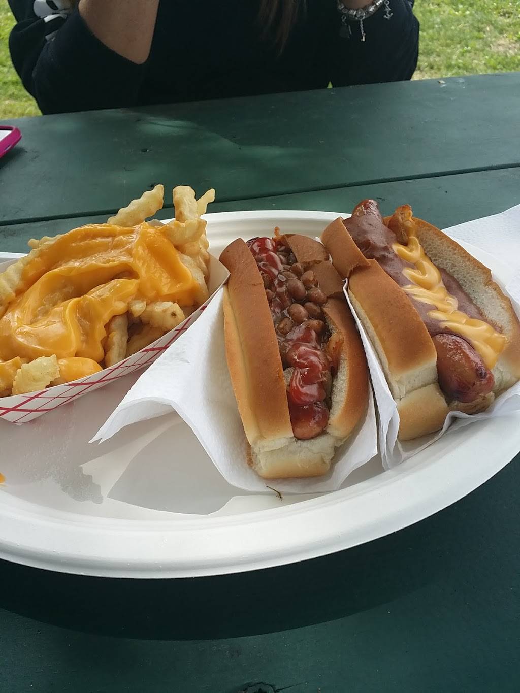 Wasses Hot Dogs | restaurant | 2 N Main St, Rockland, ME 04841, USA | 2075944347 OR +1 207-594-4347