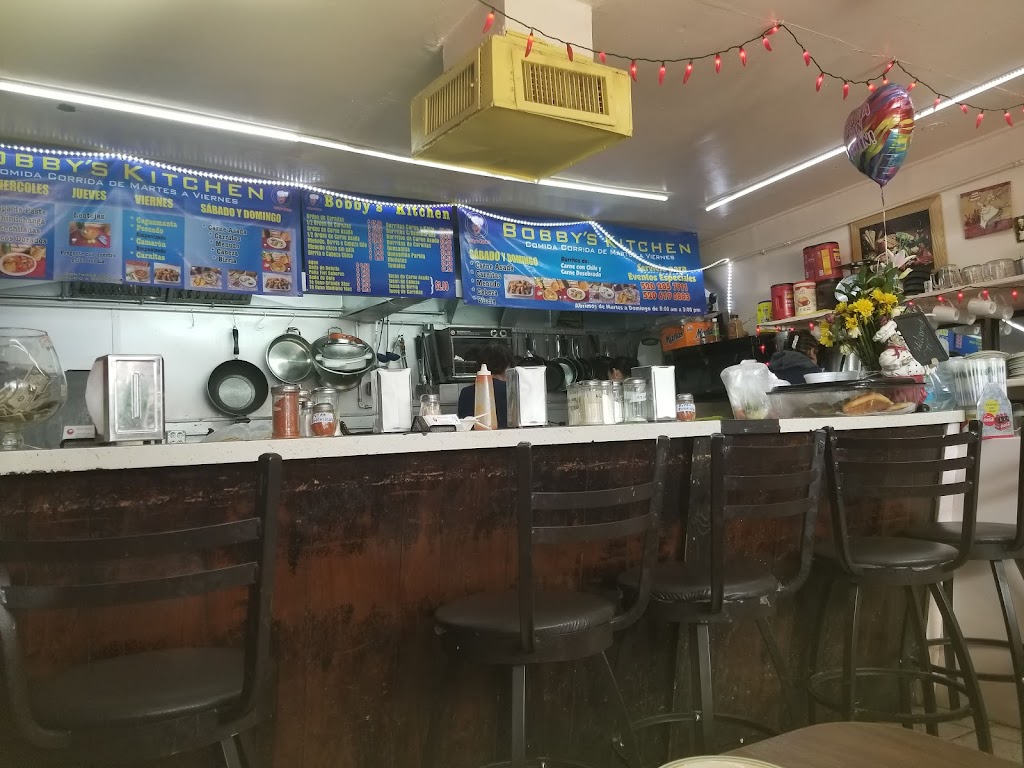 Bobbys Kitchen | restaurant | 51 E Mayra Dr, Nogales, AZ 85621, USA | 5202857911 OR +1 520-285-7911