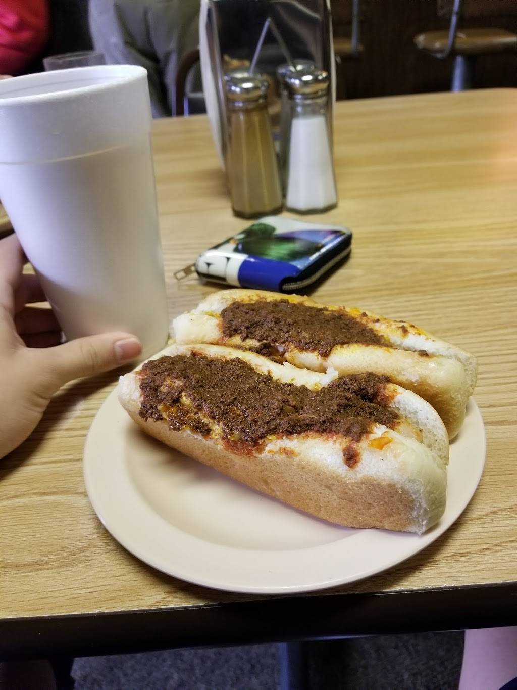 Tonys Hot Dogs | restaurant | 412 Newtown Rd STE D, Virginia Beach, VA 23462, USA | 7574977850 OR +1 757-497-7850