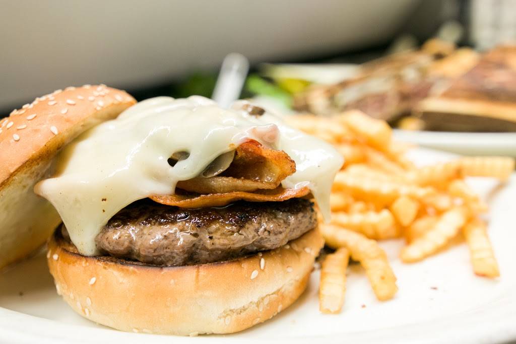 Ozzies Grill | restaurant | 799 Montecito Center, Santa Rosa, CA 95409, USA | 7075380775 OR +1 707-538-0775