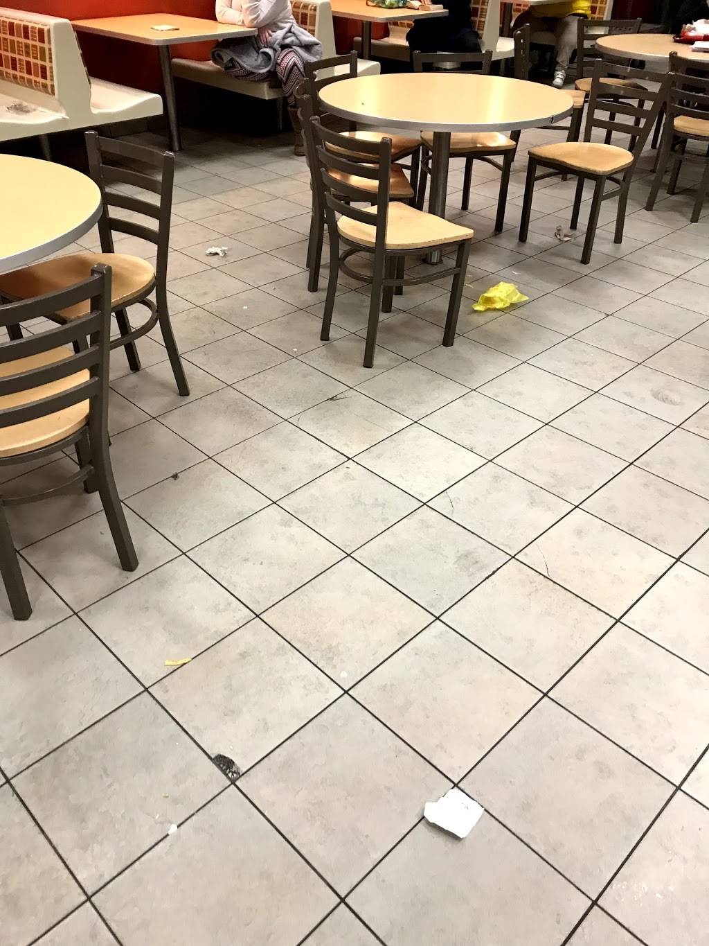 McDonalds | restaurant | 4848 900 W, Riverdale, UT 84405, USA | 8013938559 OR +1 801-393-8559