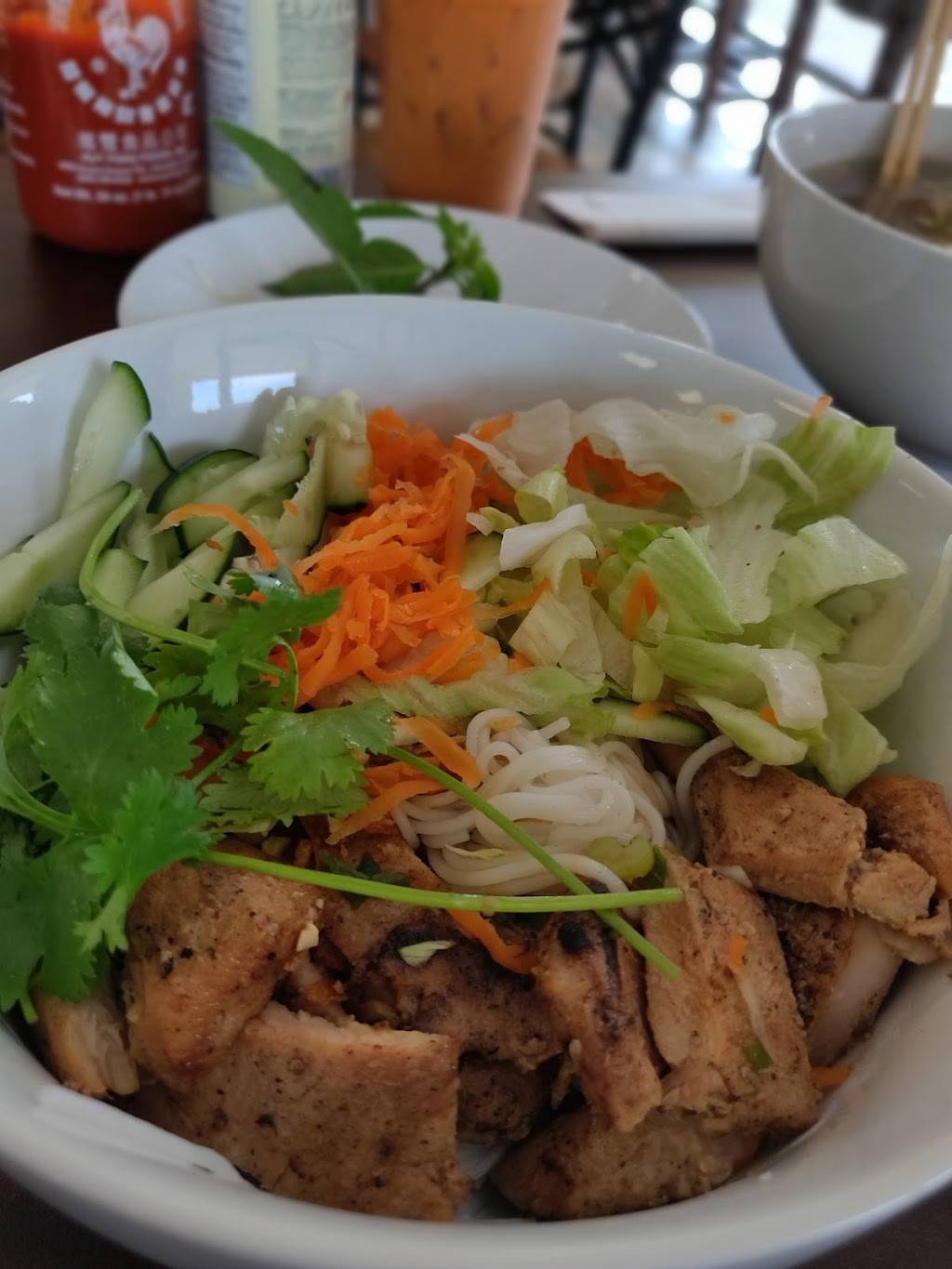 V Cafe | restaurant | 10700 Anderson Mill Rd #210, Austin, TX 78750, USA | 5123449532 OR +1 512-344-9532