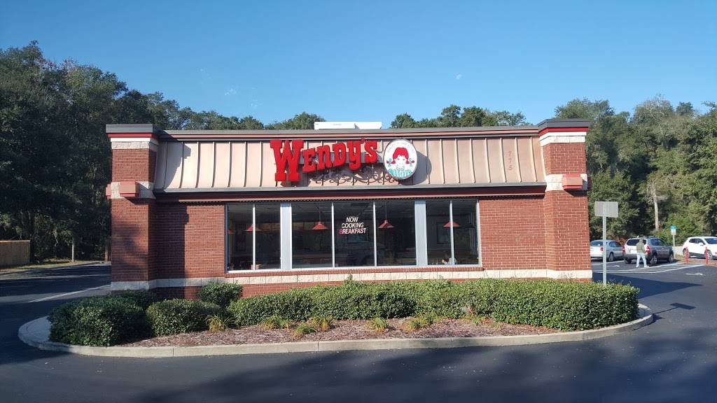 Wendys | restaurant | 775 Summit St, Crescent City, FL 32112, USA | 3864635027 OR +1 386-463-5027