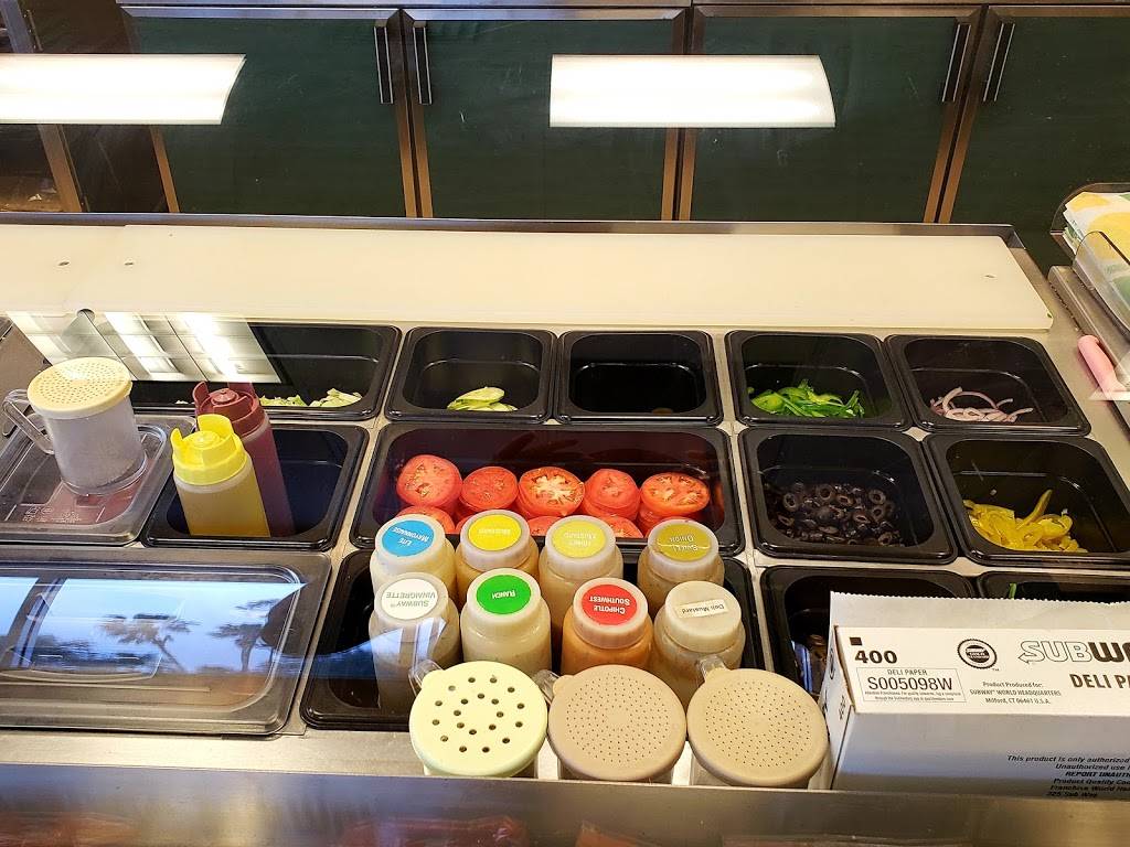 Subway | restaurant | 5628-1 Pelican Strand Blvd, Naples, FL 34110, USA | 2395920095 OR +1 239-592-0095