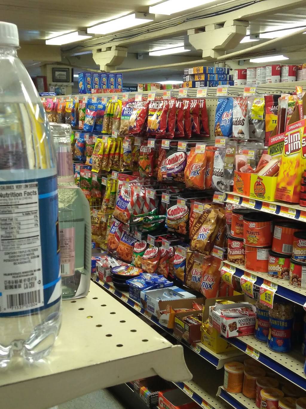 Goodwins Mills General Store | restaurant | 482 Goodwins Mills Rd, Lyman, ME 04002, USA | 2074999999 OR +1 207-499-9999