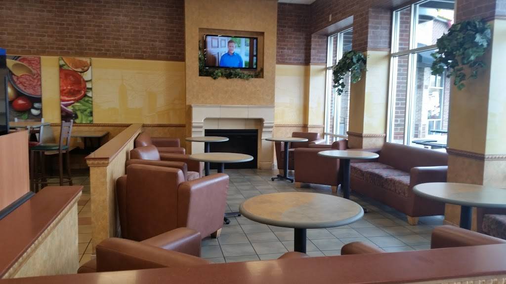 Subway | restaurant | 2475 W Jonathan Moore Pike, Columbus, IN 47201, USA | 8123780621 OR +1 812-378-0621