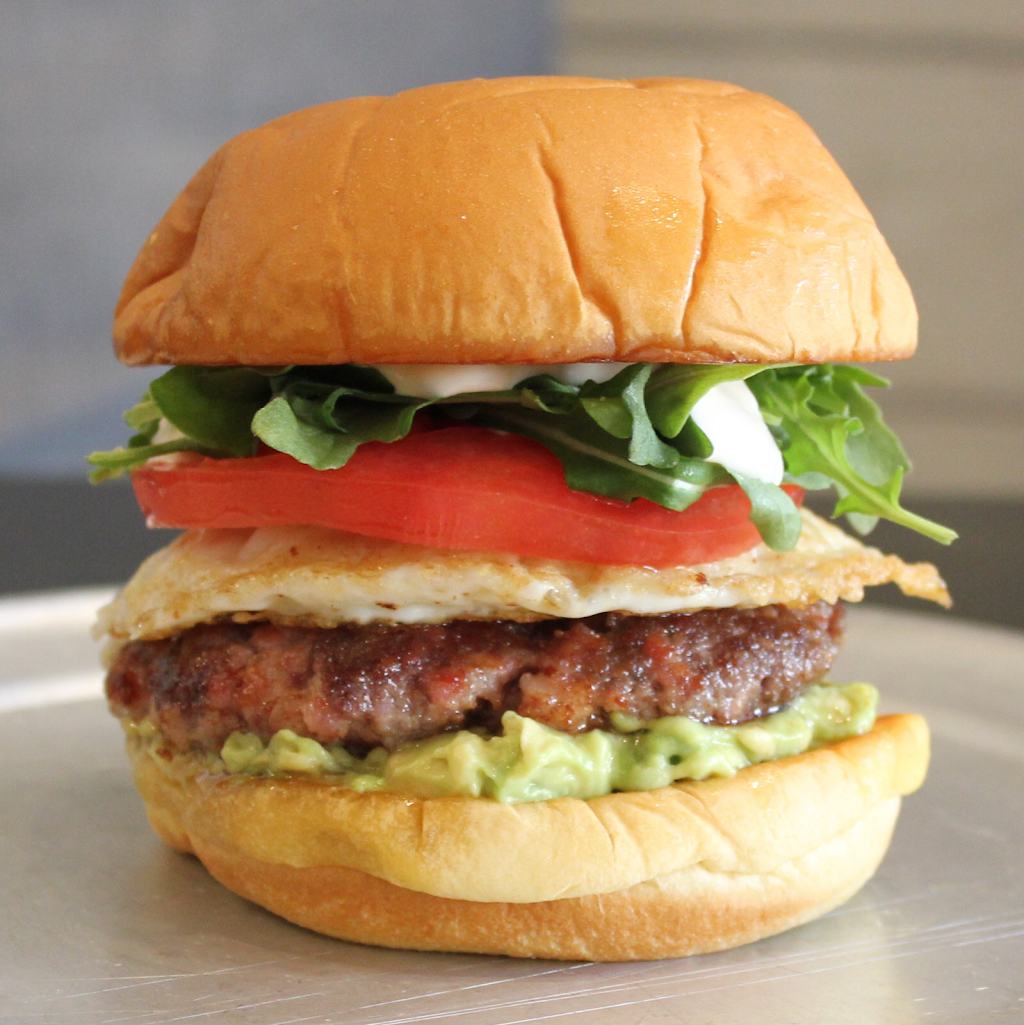 Nineteen West Gourmet Burgers | restaurant | 19 W Market St, Leesburg, VA 20176, USA | 7039199866 OR +1 703-919-9866