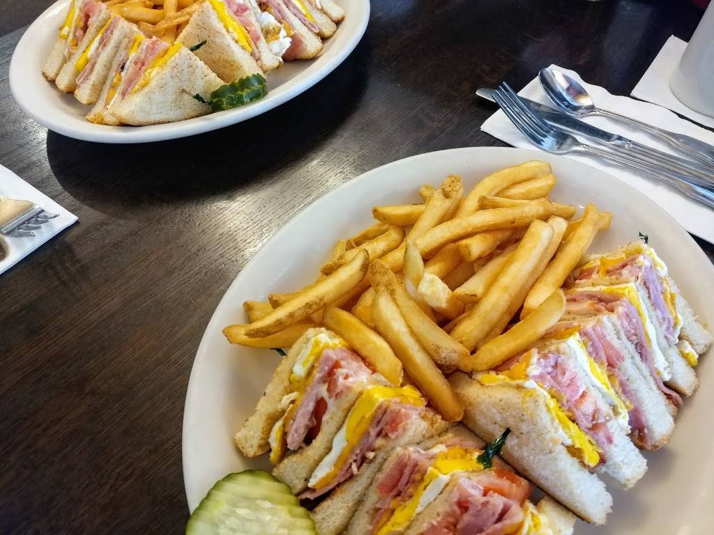 Hi-View Restaurant | restaurant | 425 W St Charles Rd, Villa Park, IL 60181, USA | 6306276611 OR +1 630-627-6611