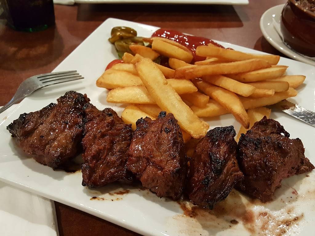 Lazy Dog Sports Bar | restaurant | 328A Broadway, Lynn, MA 01904, USA | 7814771988 OR +1 781-477-1988