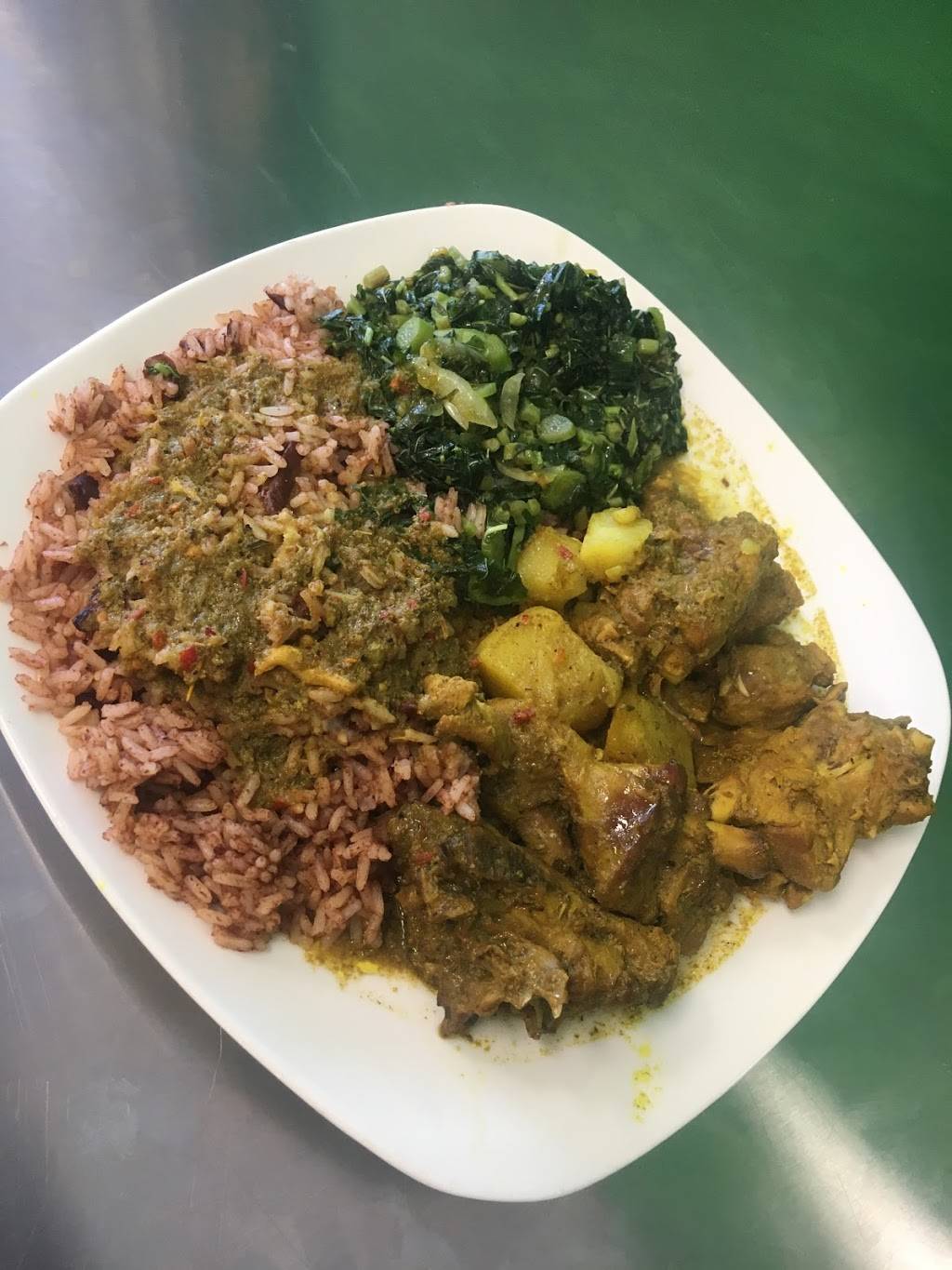 Country Style Jamaican Restaurant | restaurant | 630 N La Brea Ave #111, Inglewood, CA 90302, USA | 4242276915 OR +1 424-227-6915