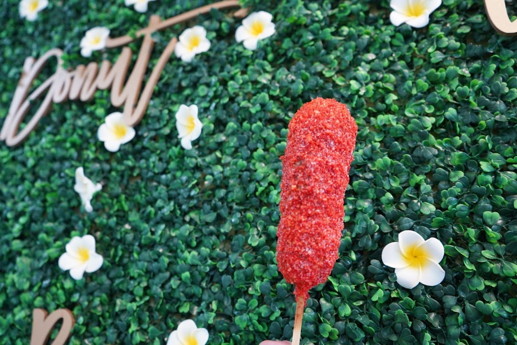 Mochinut Henderson | restaurant | 55 S Valle Verde Dr Suite 410, Henderson, NV 89012, USA | 7024136456 OR +1 702-413-6456