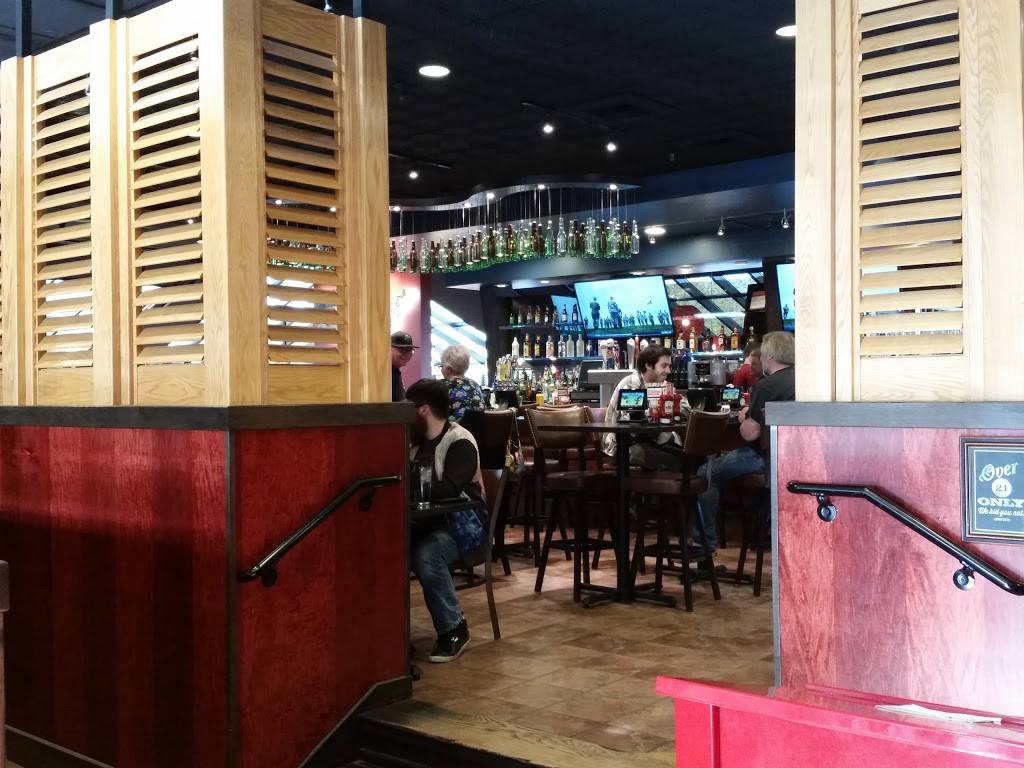 Red Robin Gourmet Burgers and Brews | restaurant | 18410 33rd Ave W, Lynnwood, WA 98037, USA | 4257716492 OR +1 425-771-6492