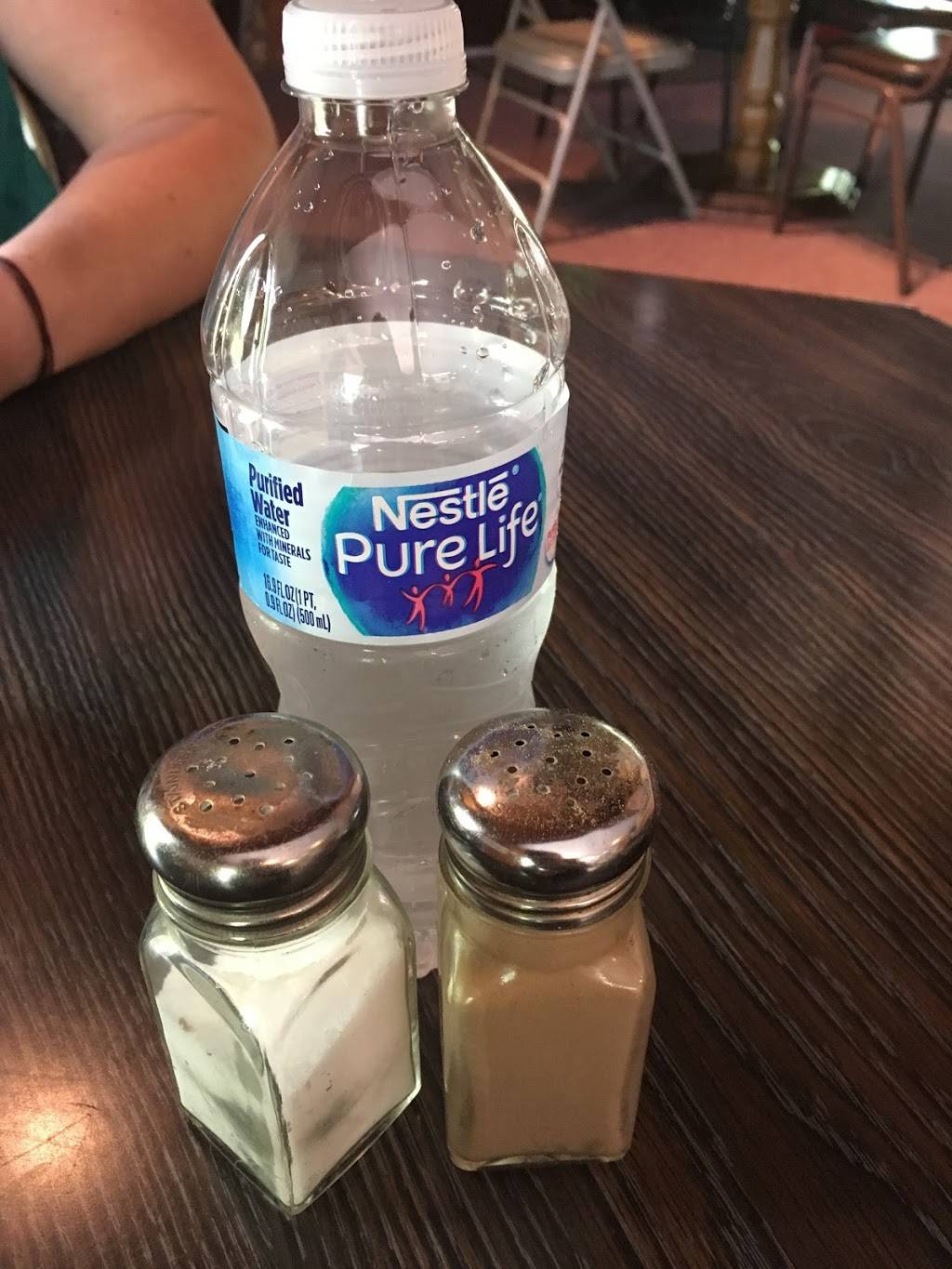 Shrader Shack | restaurant | 117 Fiord Dr, Eaton, OH 45320, USA | 9374564544 OR +1 937-456-4544