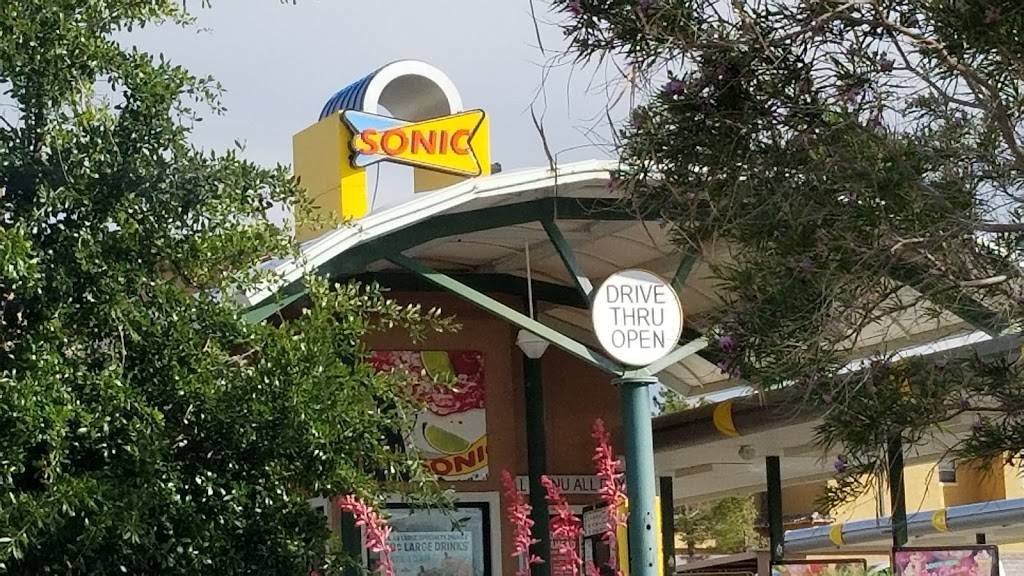 Sonic Drive-In | restaurant | 1426 E Lake Mead Pkwy, Henderson, NV 89015, USA | 7026330051 OR +1 702-633-0051