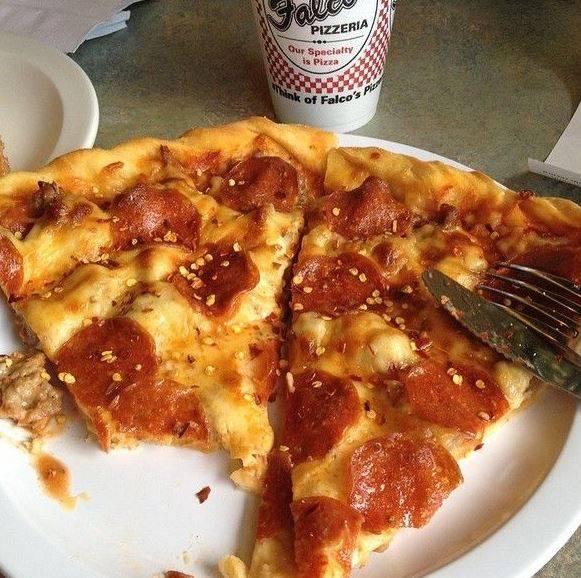 Falcos Pizza | restaurant | 16W561 S Frontage Rd, Burr Ridge, IL 60527, USA | 6306544644 OR +1 630-654-4644