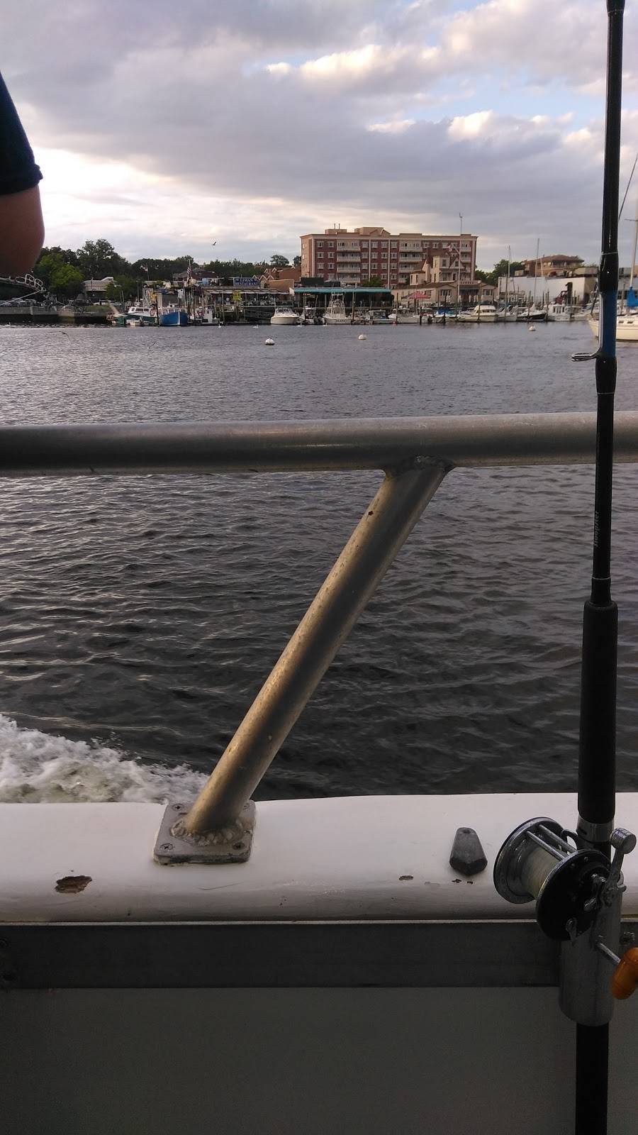 Richards | restaurant | 9112 Avenue L, Brooklyn, NY 11236, USA | 7187631290 OR +1 718-763-1290