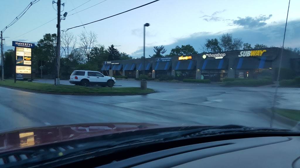 Subway | restaurant | Havertys Retail Complex, 201 N Hurstbourne Pkwy Suite #210, Louisville, KY 40222, USA | 5024268964 OR +1 502-426-8964