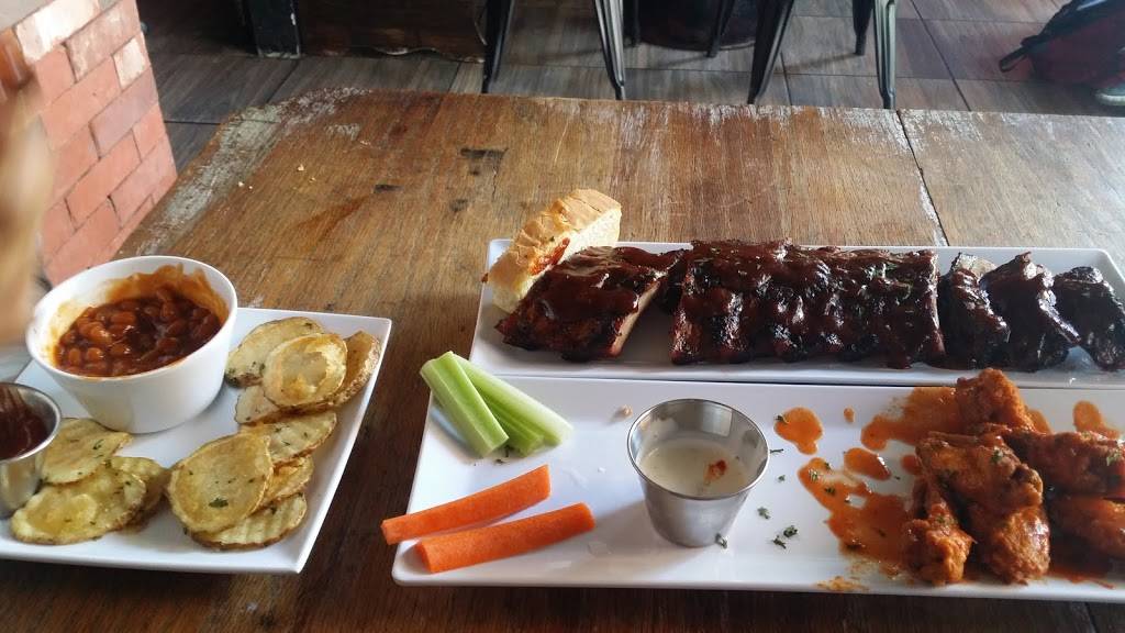 Peewee wings and ribs | restaurant | Parque Baja California Sur 537, Playas, Costa Hermosa, 22506 Tijuana, B.C., Mexico | 016643789512 OR +52 664 378 9512