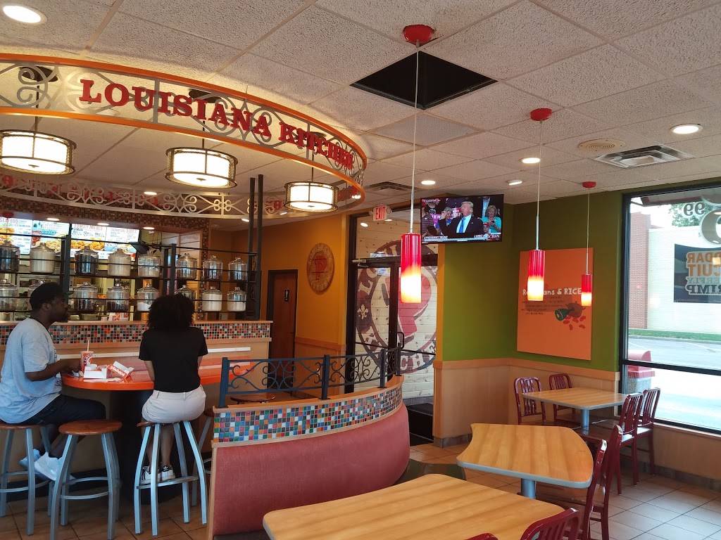 Popeyes Louisiana Kitchen | restaurant | 40 W Midlothian Blvd, Youngstown, OH 44507, USA | 3307829400 OR +1 330-782-9400