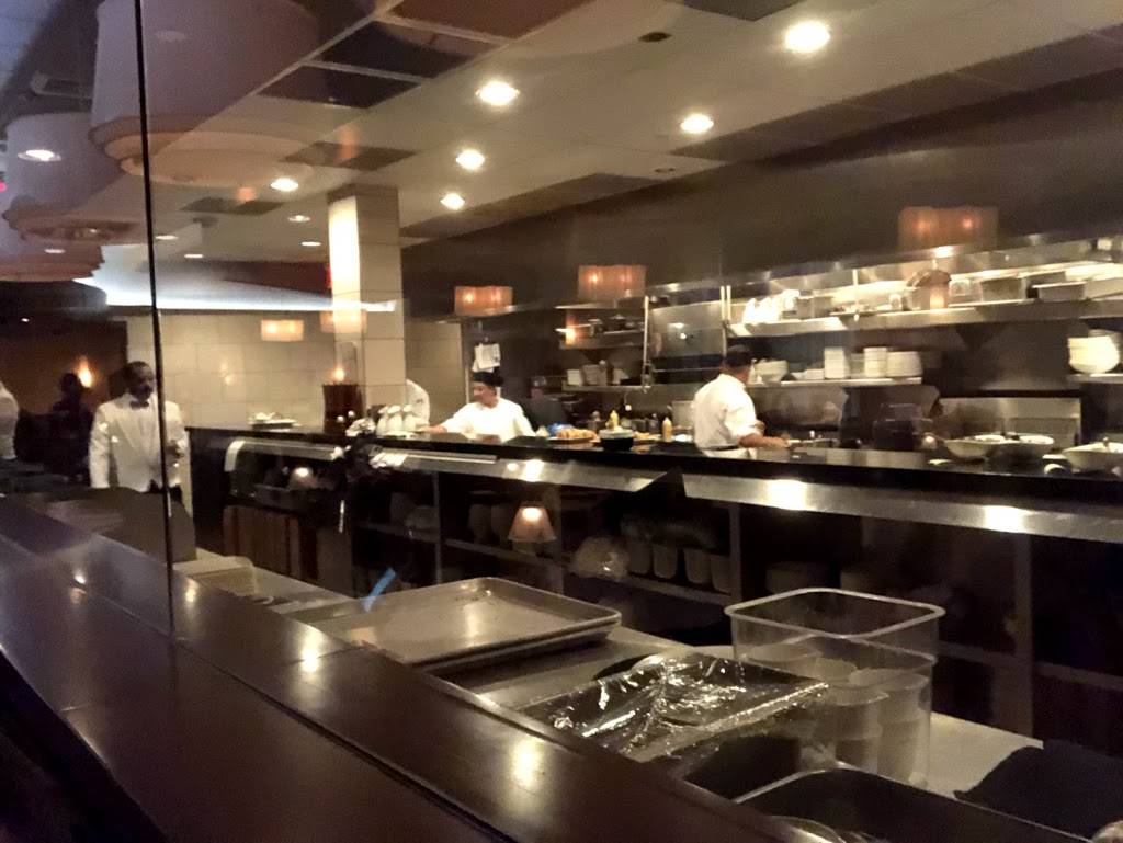 Eddie Vs Prime Seafood | restaurant | 12848 Queensbury Ln, Houston, TX 77024, USA | 8322002380 OR +1 832-200-2380