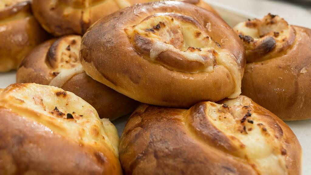 Amore Italian Market and Bakery | bakery | 4703 SW 16th Pl, Cape Coral, FL 33914, USA | 2398003938 OR +1 239-800-3938