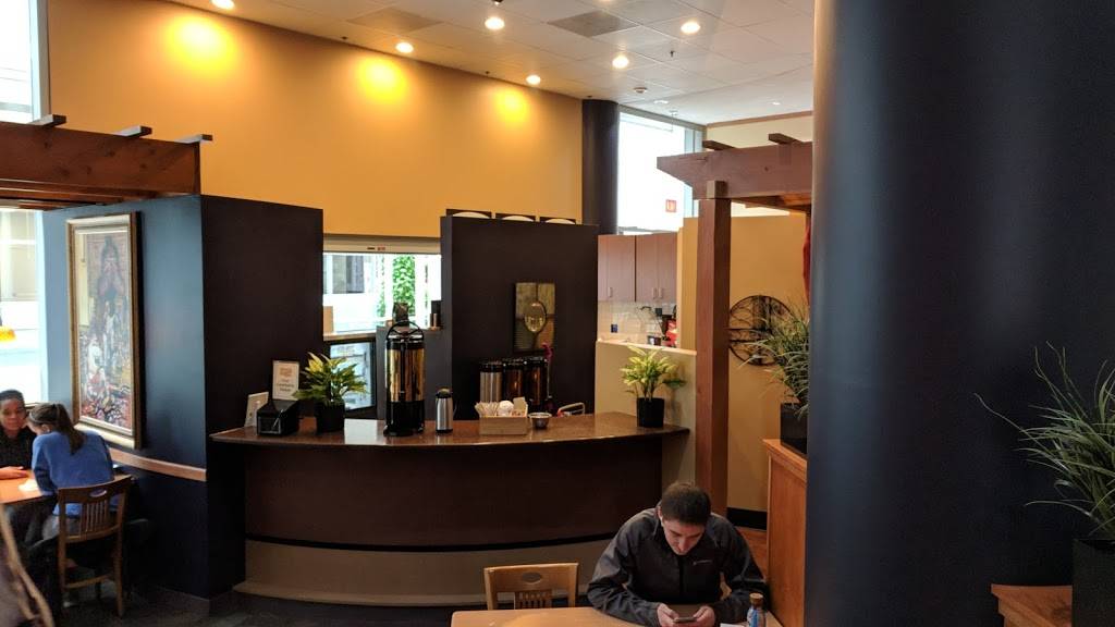 Sababa ​Middle Eastern Fusion Restaurant and Bar | restaurant | 391 E State St, Milwaukee, WI 53202, USA | 4142249507 OR +1 414-224-9507