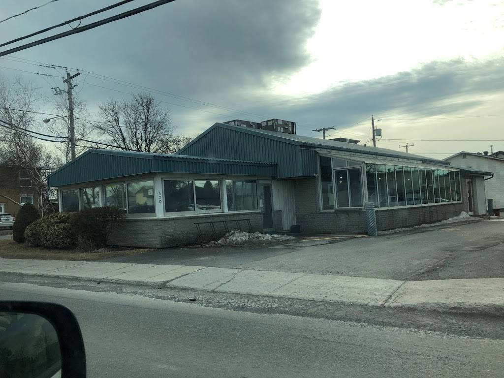 Resto Bar LOasis 2017 | restaurant | 420 Chemin du Grand Bernier N, Saint-Jean-sur-Richelieu, QC J3B 8B3, Canada | 4503463203 OR +1 450-346-3203