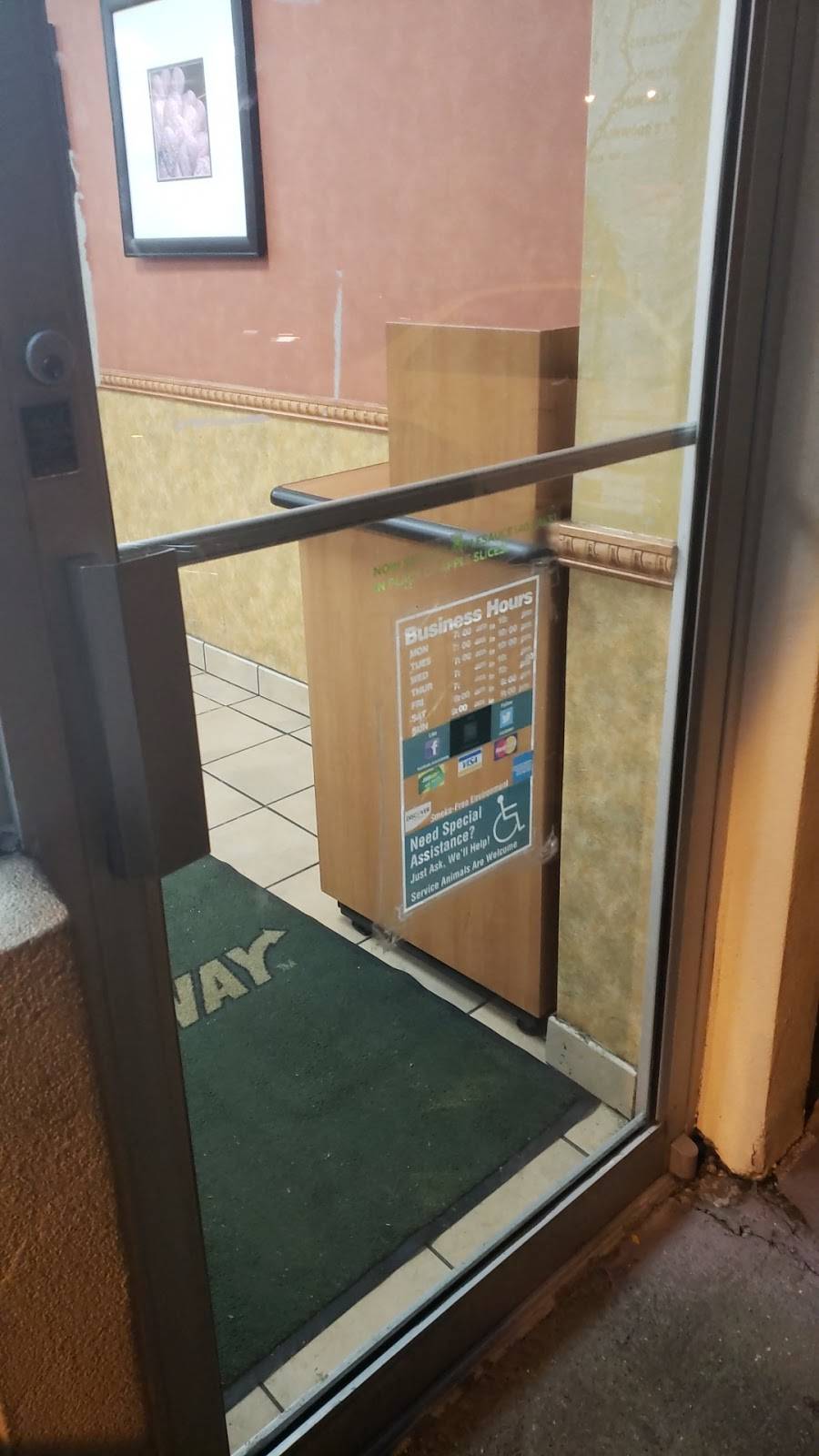 Subway Restaurants | restaurant | 2420 Gallatin Ave, Nashville, TN 37206, USA | 6152629387 OR +1 615-262-9387