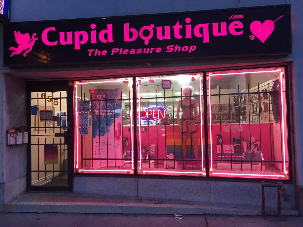 Cupid Boutique Sex Shop Sherway Gardens | restaurant | 655 The Queensway, Toronto, ON M8Y 1K8, Canada | 4162537544 OR +1 416-253-7544