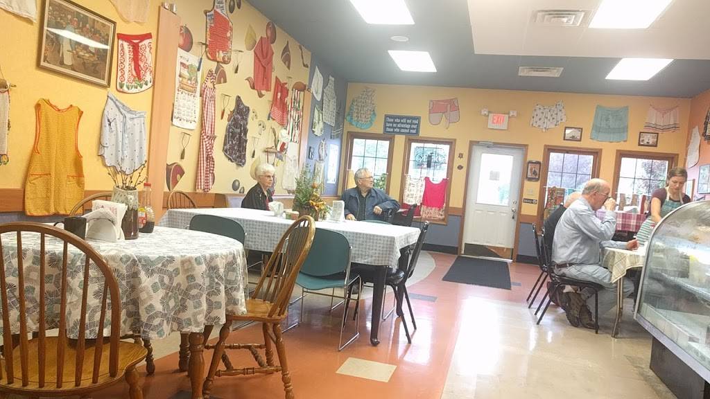 Apron Strings Diner | restaurant | 647 X St, Bedford, IN 47421, USA | 8126757154 OR +1 812-675-7154