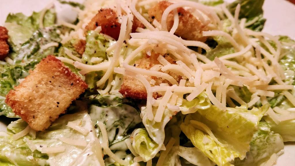 Texas Roadhouse | restaurant | 2520 Corridor Way, Coralville, IA 52241, USA | 3193543489 OR +1 319-354-3489