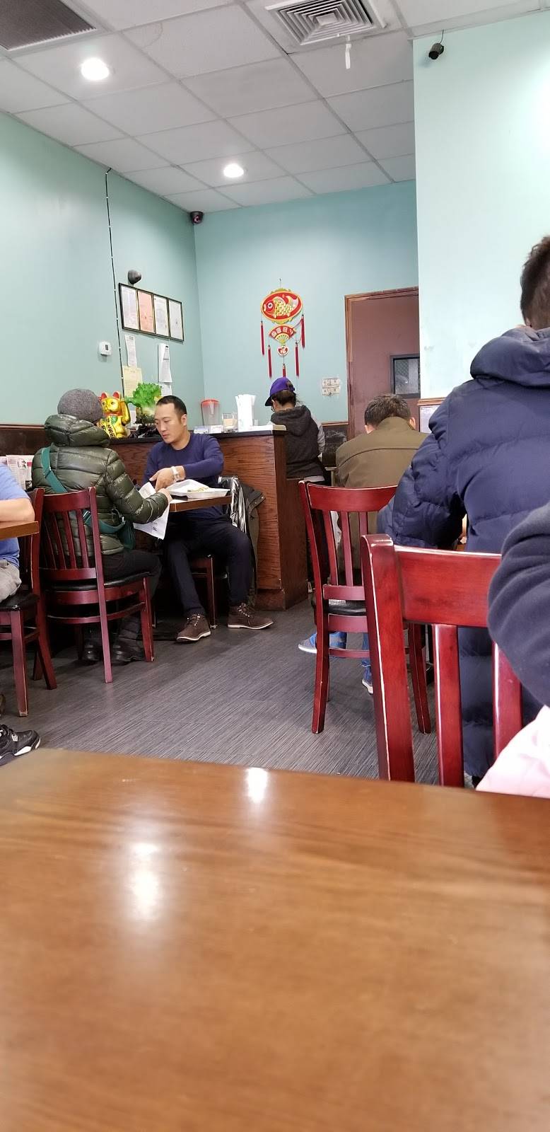 Red Mountain Noodle House | restaurant | 44-13 Kissena Blvd, Flushing, NY 11355, USA | 7188863222 OR +1 718-886-3222