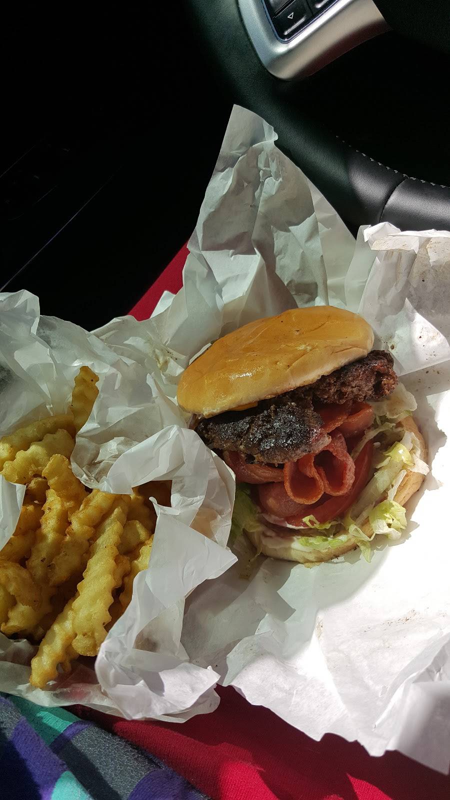 Wingfields Breakfast & Burger | restaurant | 2615 S Beckley Ave, Dallas, TX 75224, USA | 2149435214 OR +1 214-943-5214