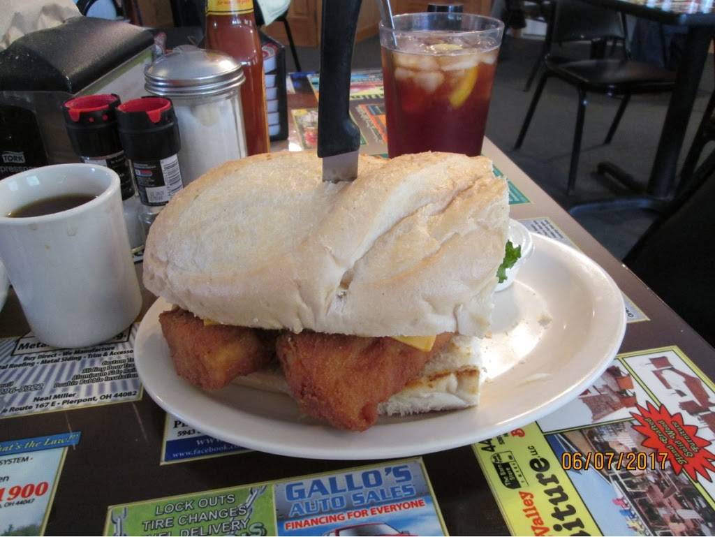 Country side family restaurant | restaurant | 1994 PA-285, Linesville, PA 16424, USA | 7249272132 OR +1 724-927-2132