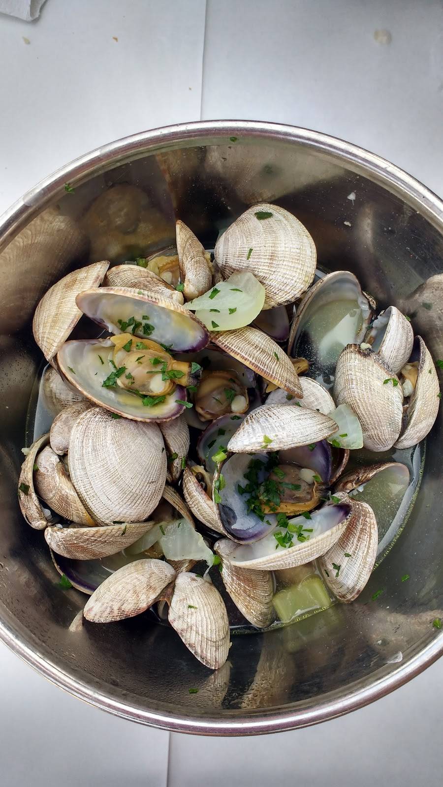 The Crab Pot Restaurant and Bar | restaurant | 215 N Marina Dr, Long Beach, CA 90803, USA | 5624300272 OR +1 562-430-0272