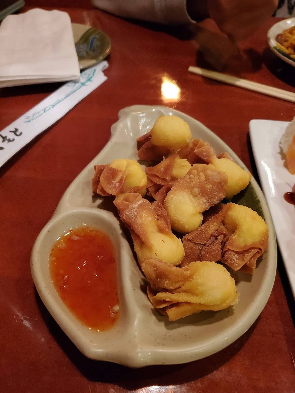 Mizu sushi | restaurant | 2140 W 21st St, Wichita, KS 67203, USA | 3162609996 OR +1 316-260-9996