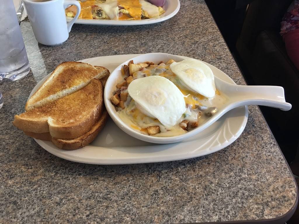 Pegahs Family Restaurant | restaurant | 8701 Shawnee Mission Pkwy, Merriam, KS 66202, USA | 9133628663 OR +1 913-362-8663