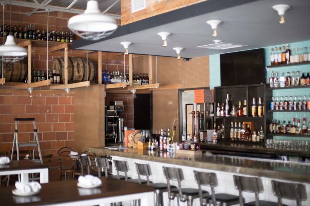 Feed Company Eatery & Bourbon Lounge | restaurant | 5631 Alta Ave, Dallas, TX 75206, USA | 2148213415 OR +1 214-821-3415