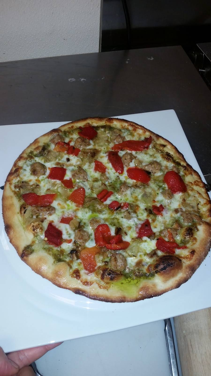 Hozys Grill | restaurant | 1760 Lemonwood Dr, Santa Paula, CA 93060, USA | 8055251068 OR +1 805-525-1068