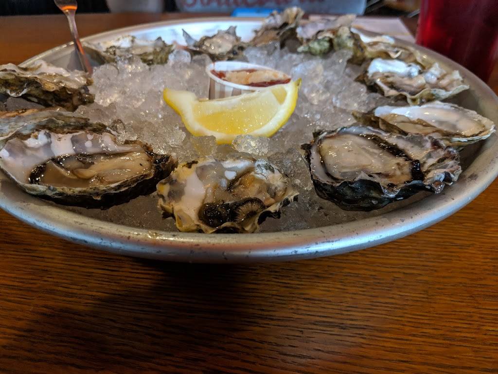 Stellas Fish Café & Prestige Oyster Bar | restaurant | 1400 W Lake St, Minneapolis, MN 55408, USA | 6128248862 OR +1 612-824-8862
