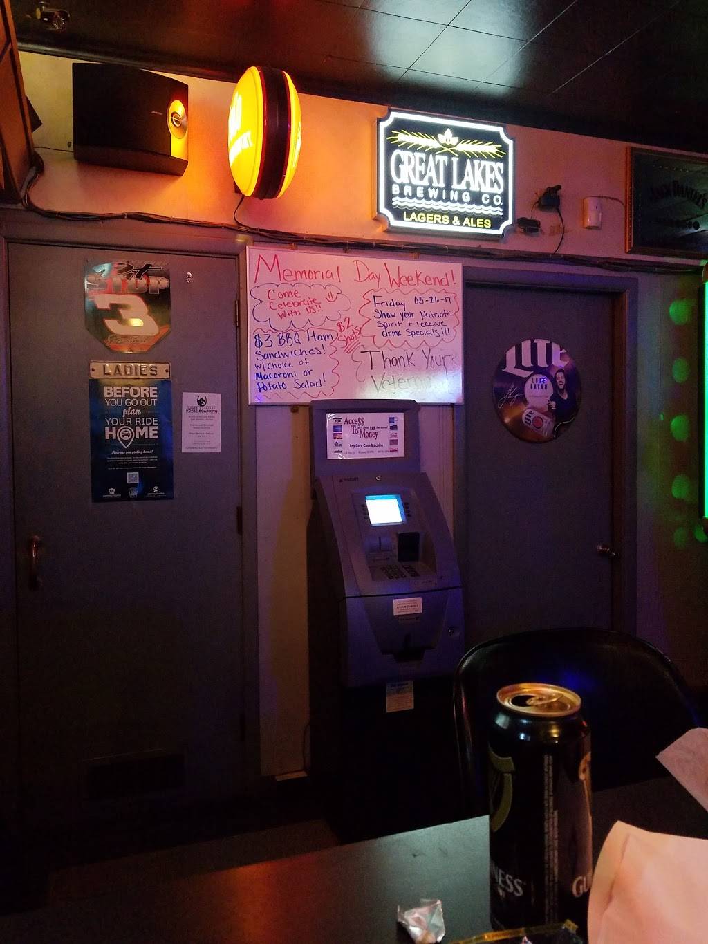 Six Packs Bar & Grill | restaurant | 3708 Ellwood Rd, New Castle, PA 16101, USA | 7249249724 OR +1 724-924-9724