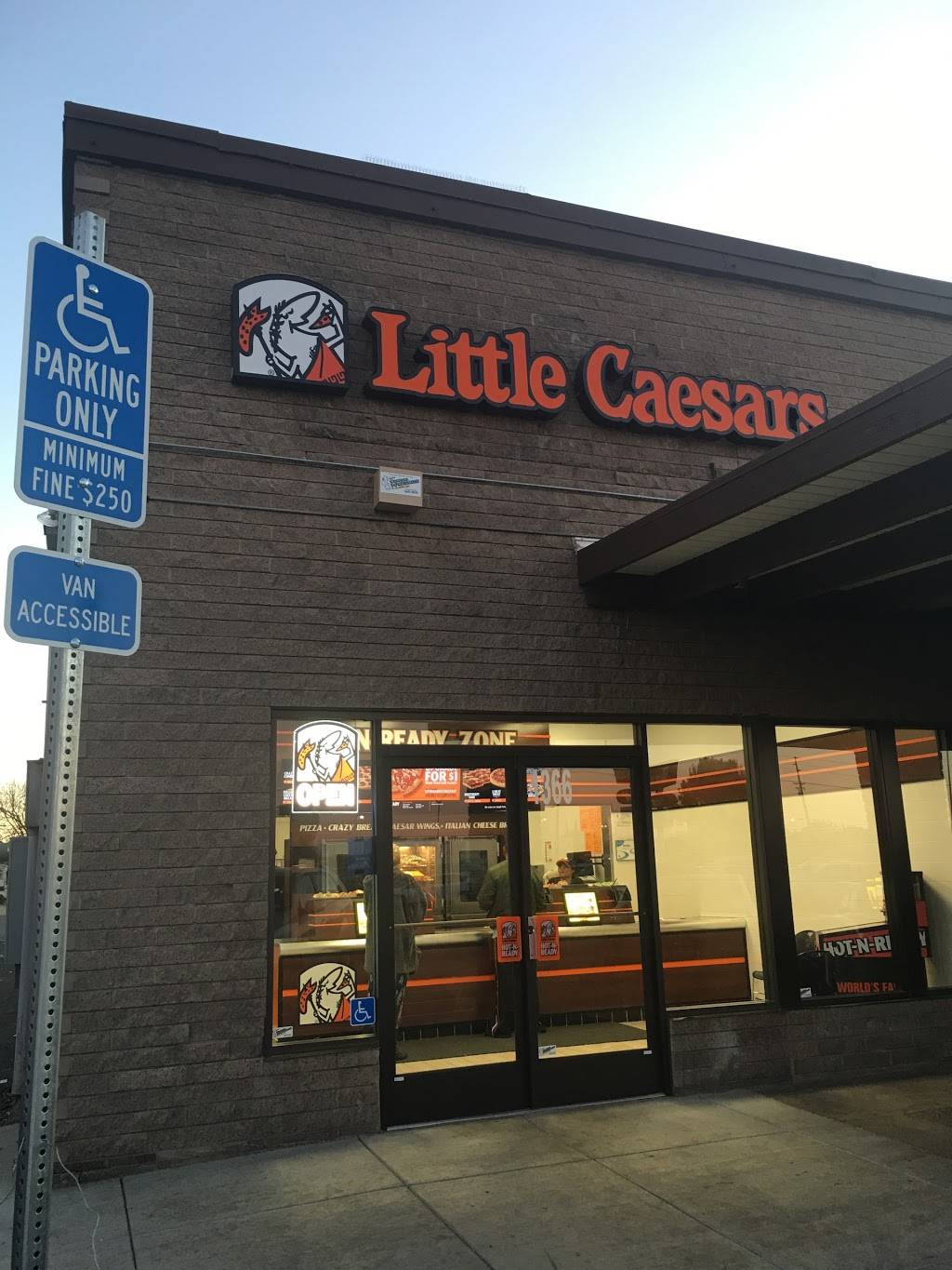 Little Caesars Pizza | meal takeaway | 1336 E Hatch Rd, Modesto, CA 95351, USA | 2095386600 OR +1 209-538-6600