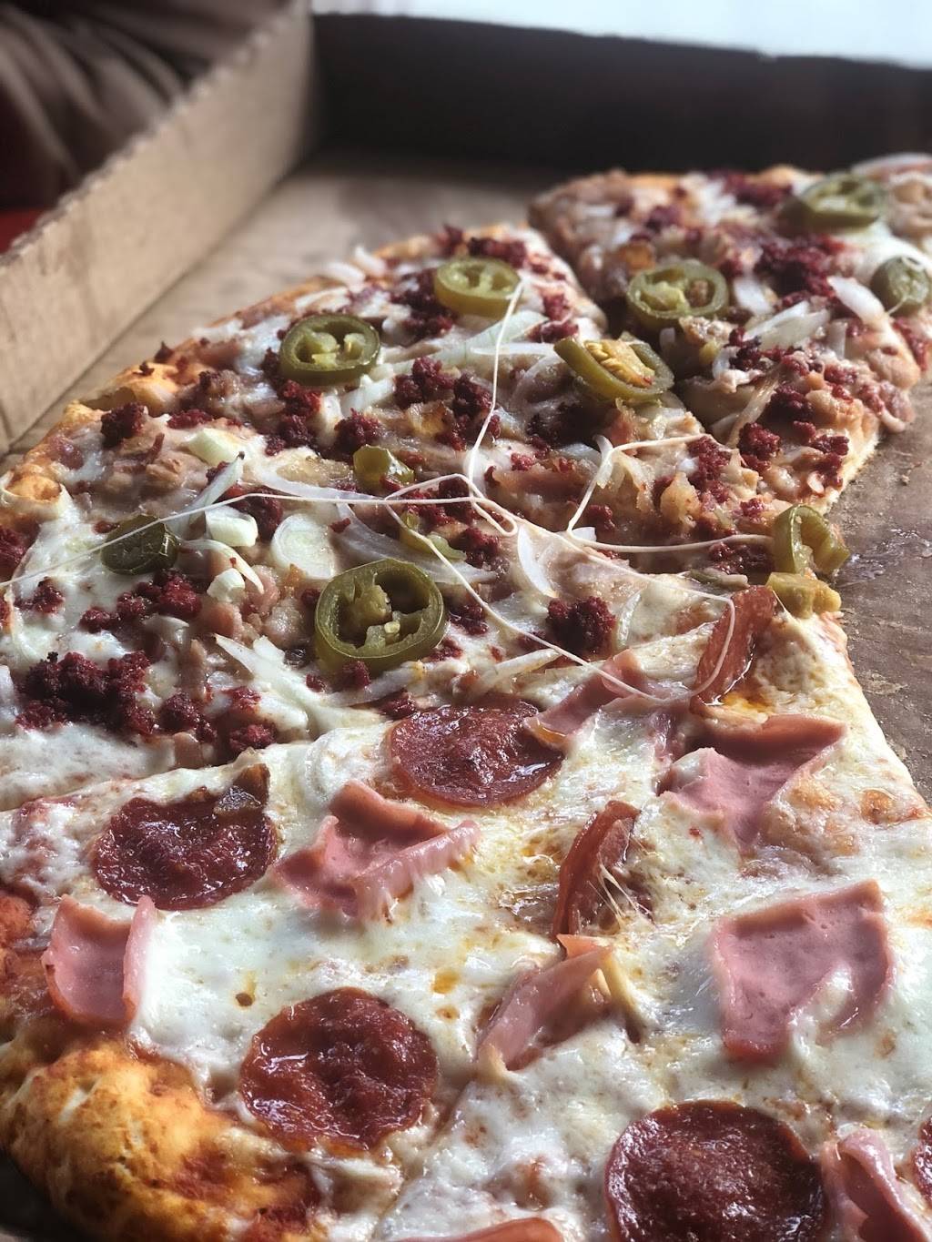 Pizzas Lety | restaurant | Periférico y o Libramiento Sur 7200, Cañon de San Antonio, Obrera, 22605 Tijuana, B.C., Mexico | 016645798883 OR +52 664 579 8883