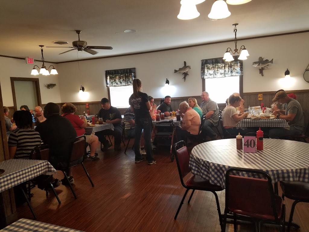 Catfish Kettle Restaurant | restaurant | 775 Weber Rd, Farmington, MO 63640, USA | 5737567305 OR +1 573-756-7305